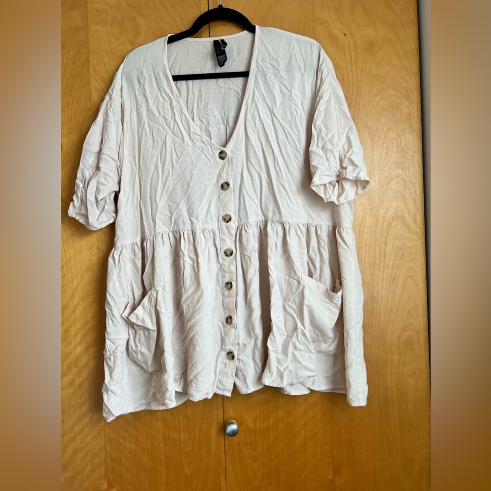 Agnes and Dora Top